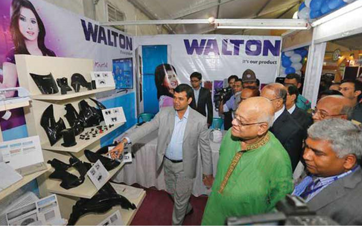 Walton manufacturing plastic parts for techno-based industry